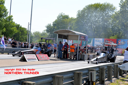 Todd Bruce - 'The Bull' (near lane) vs 
Rachel Meyer - 'Rachel Meyer Racing' (far lane)